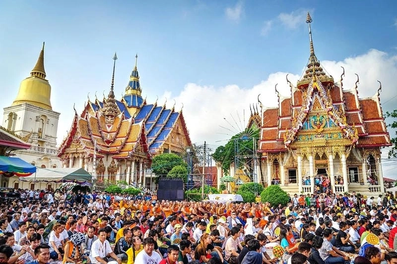 Cùng đắm mình trong lễ hội xăm mình sôi động