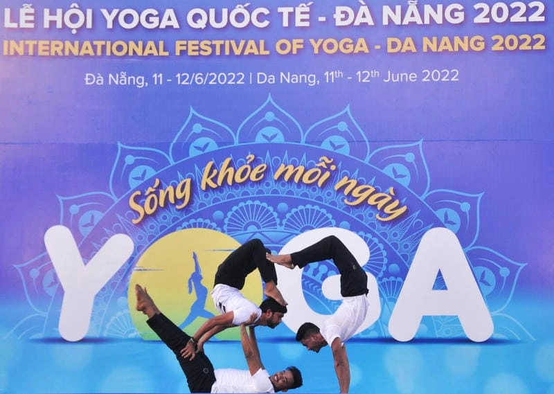 Tìm hiểu nguồn gốc và ý nghĩa lễ hội Yoga Quốc tế