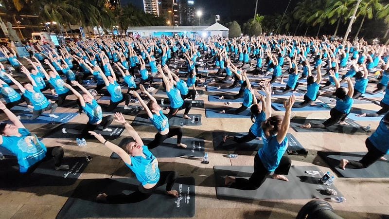 Gợi ý những bức lễ hội yoga quốc tế cuốn hút