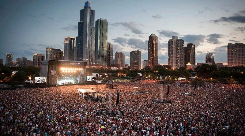 Cùng đắm mình trong Lollapalooza sôi động