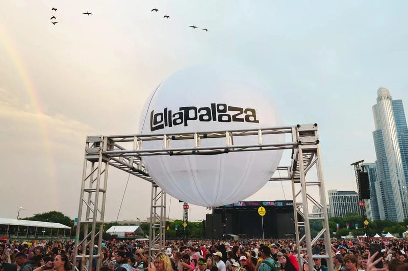 Săn những bức ảnh Lollapalooza náo nhiệt