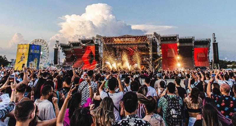 Sưu tầm những bức Lollapalooza ấn tượng