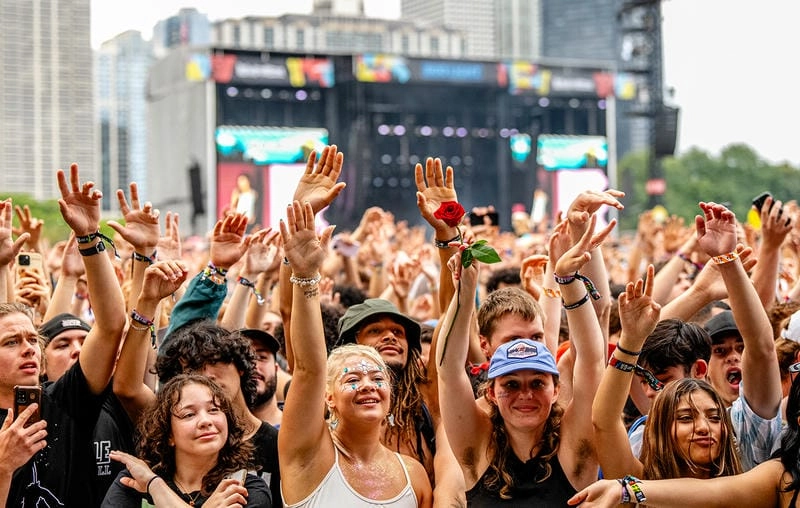 Lạc lối trong Lollapalooza trẻ trung