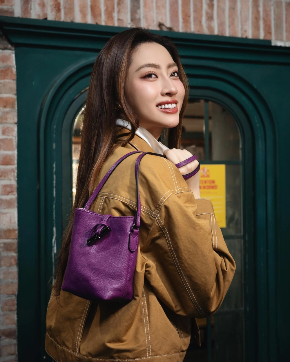 Lương Thùy Linh là ai cô là Hoa hậu Thế giới Việt Nam 2019