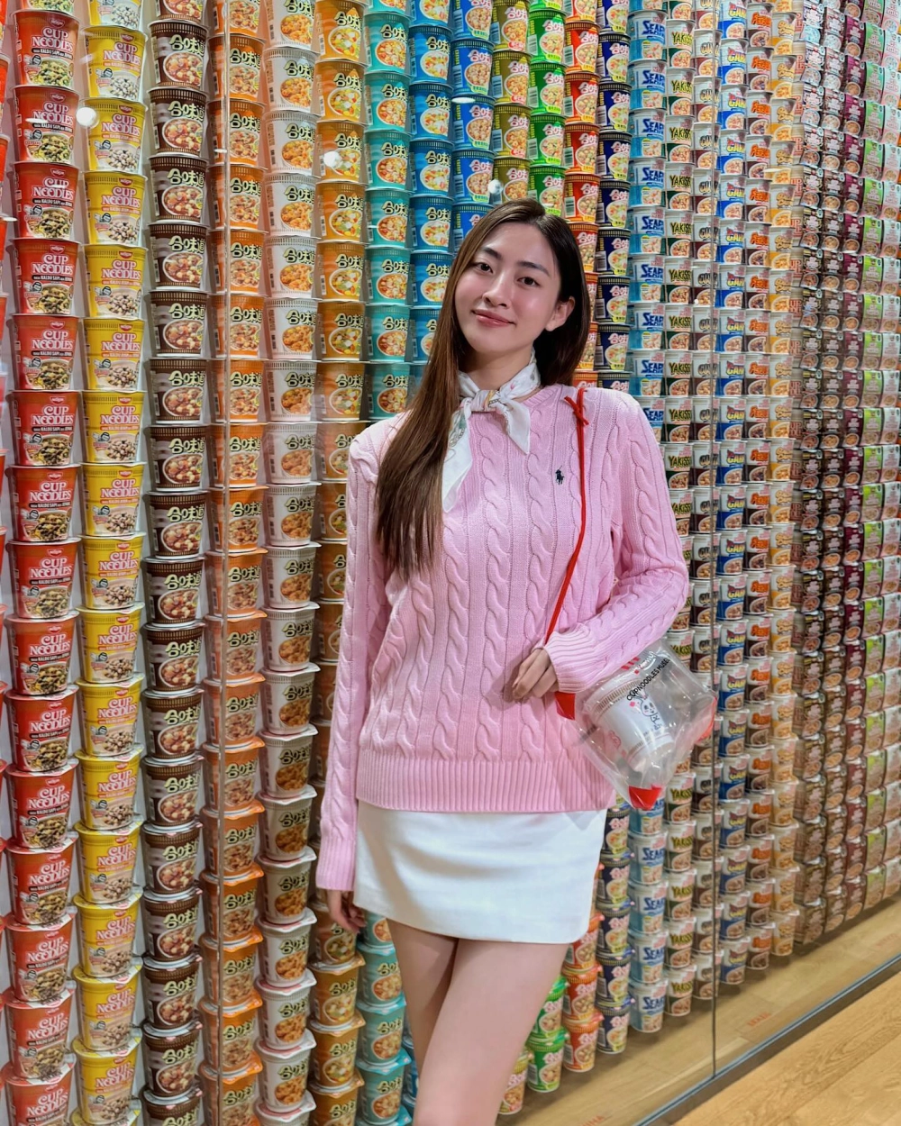 Lương Thùy Linh chiều cao 1m78 và đôi chân dài 1m22 trứ danh