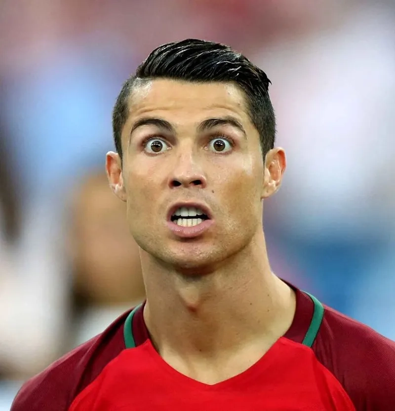 Thả tim cho meme ronaldo camera cực chất trên mạng