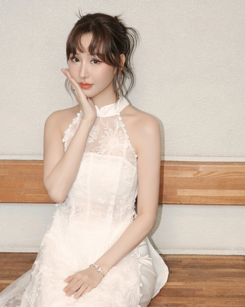 MIN Đừng yêu nữa em mệt rồi lyrics và những ca từ đầy day dứt