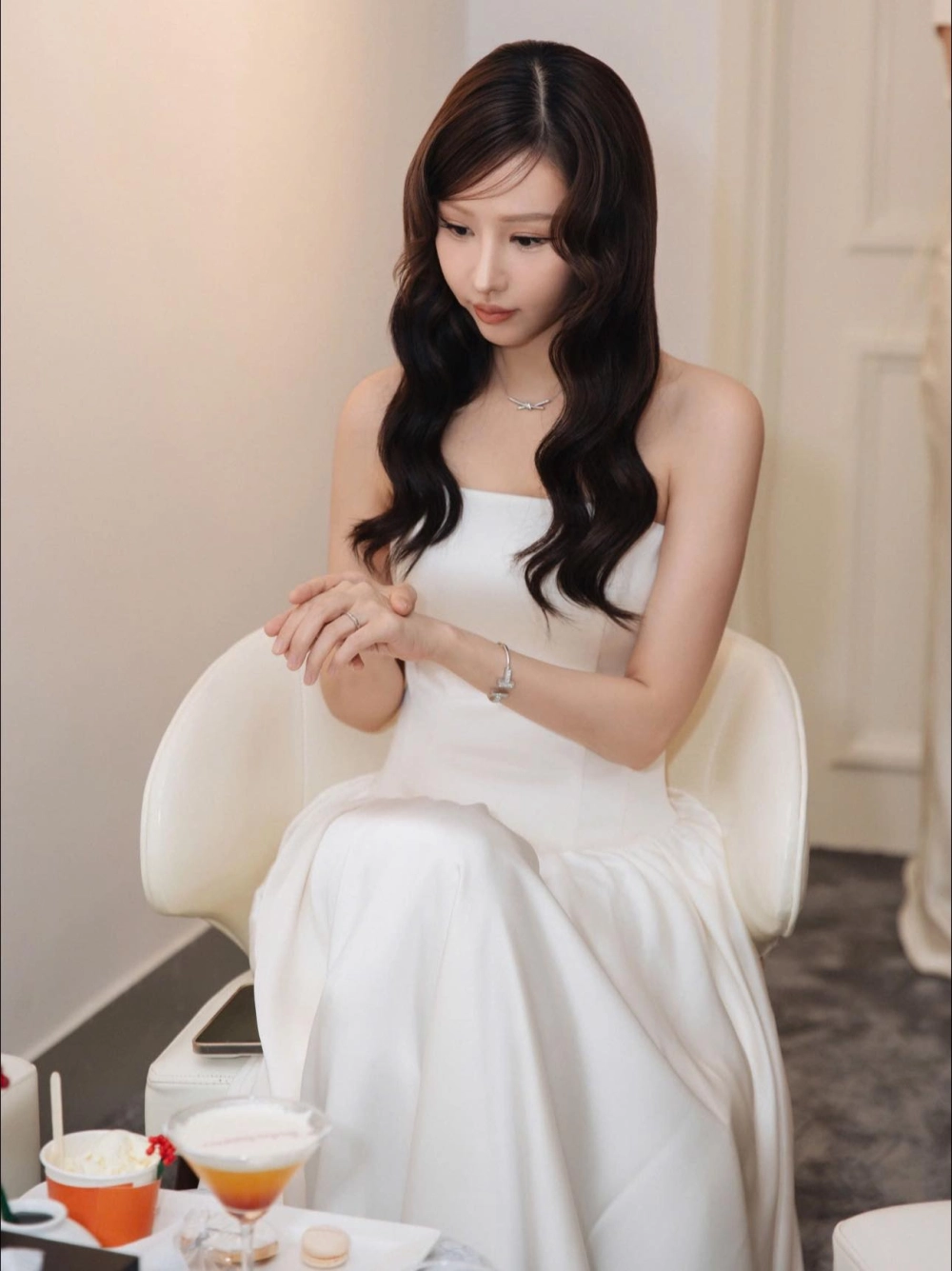 MIN Y Ê U lyric và ca khúc debut solo thành công