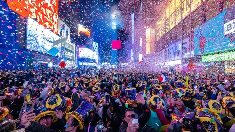 Săn những bức ảnh New Year's Eve Times Square lung linh