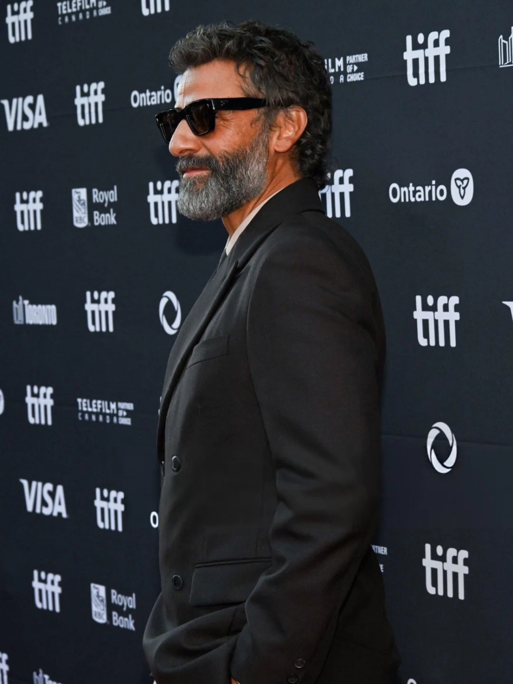 Oscar Isaac young và hình ảnh thời trẻ của nam tài tử