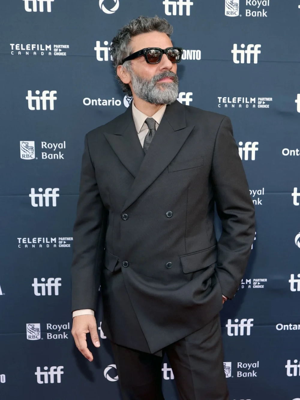 Oscar Isaac ethnicity (dân tộc) anh mang dòng máu Guatemala và Cuba