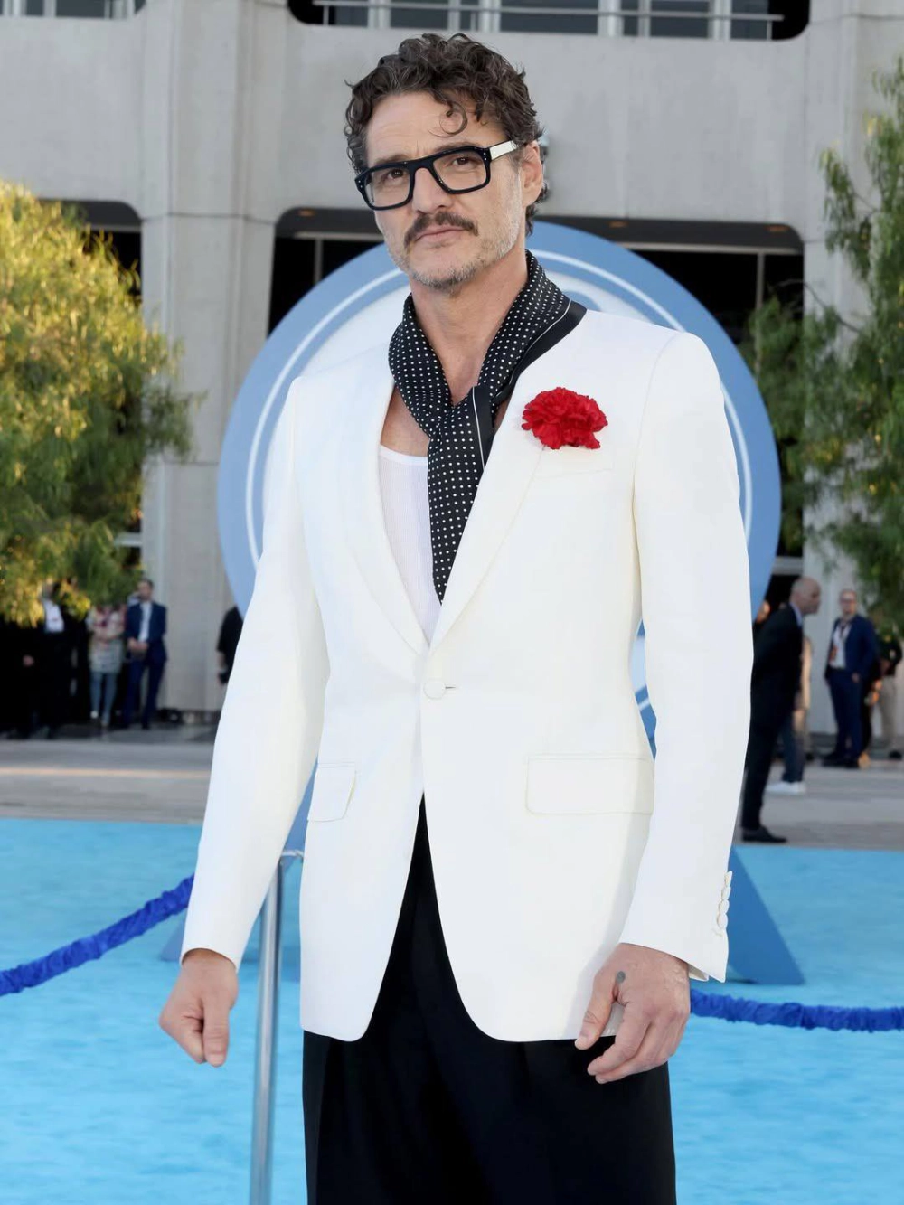Pedro Pascal anxiety và những chia sẻ về chứng lo âu