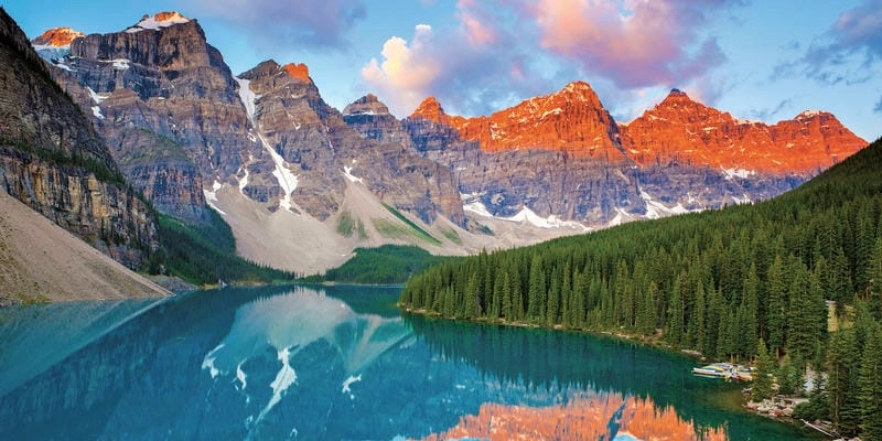 Tìm hiểu tại sao Canada là điểm đến yêu thích của du khách