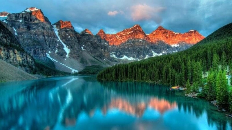 Đắm mình trong phong cảnh Canada hồ nước