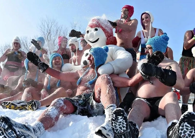 Cùng du ngoạn Quebec Winter Carnival hoành tráng