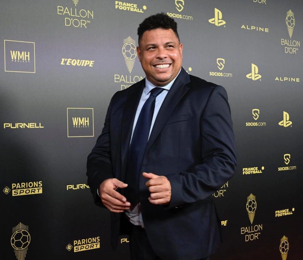 Ronaldo Nazario haircut và kiểu tóc