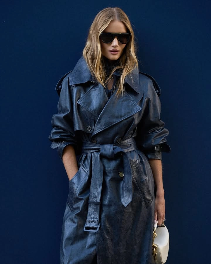 Rosie Huntington-Whiteley height và vóc dáng siêu mẫu vạn người mê