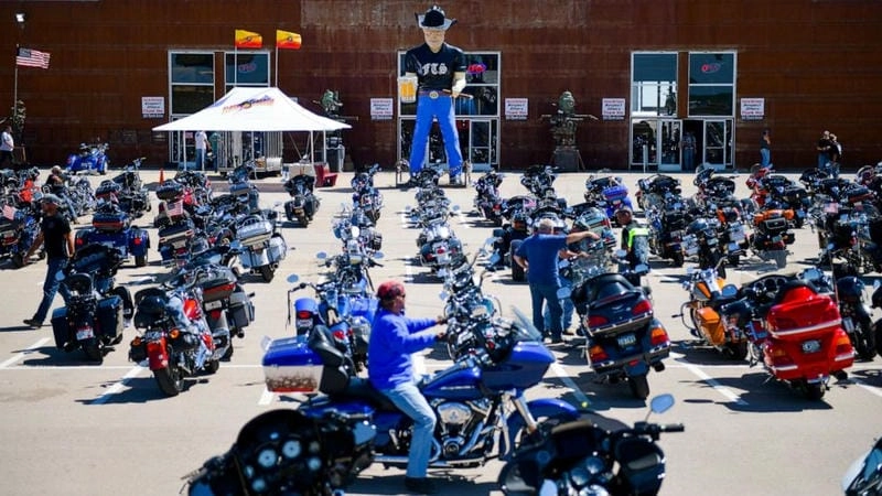 Gợi ý những bức Sturgis Motorcycle Rally ấn tượng