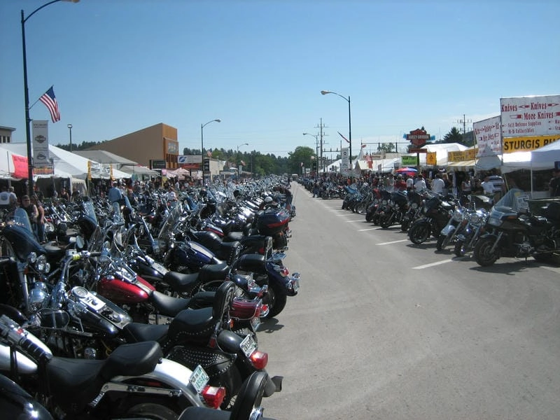 Ngắm nhìn vẻ đẹp Sturgis Motorcycle Rally cuốn hút