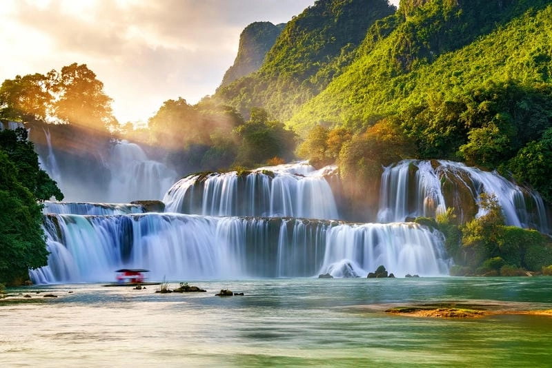 Tìm hiểu đôi nét giới thiệu về thác Bản Giốc hùng vĩ