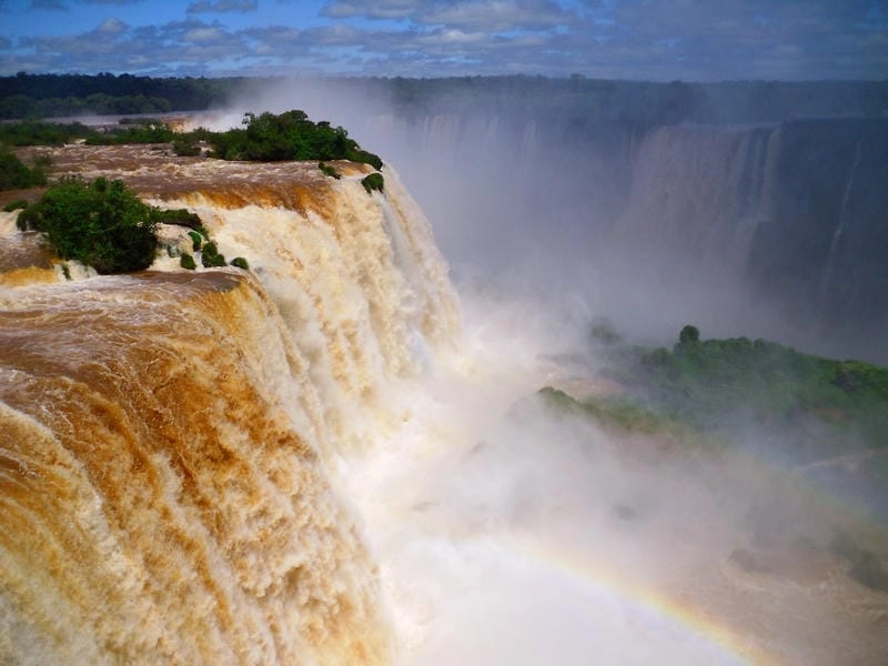 Ngắm nhìn vẻ đẹp thác Iguazu thơ mộng