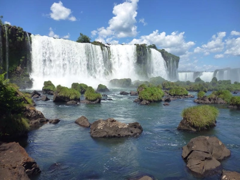 Cùng du ngoạn thác Iguazu hùng vĩ