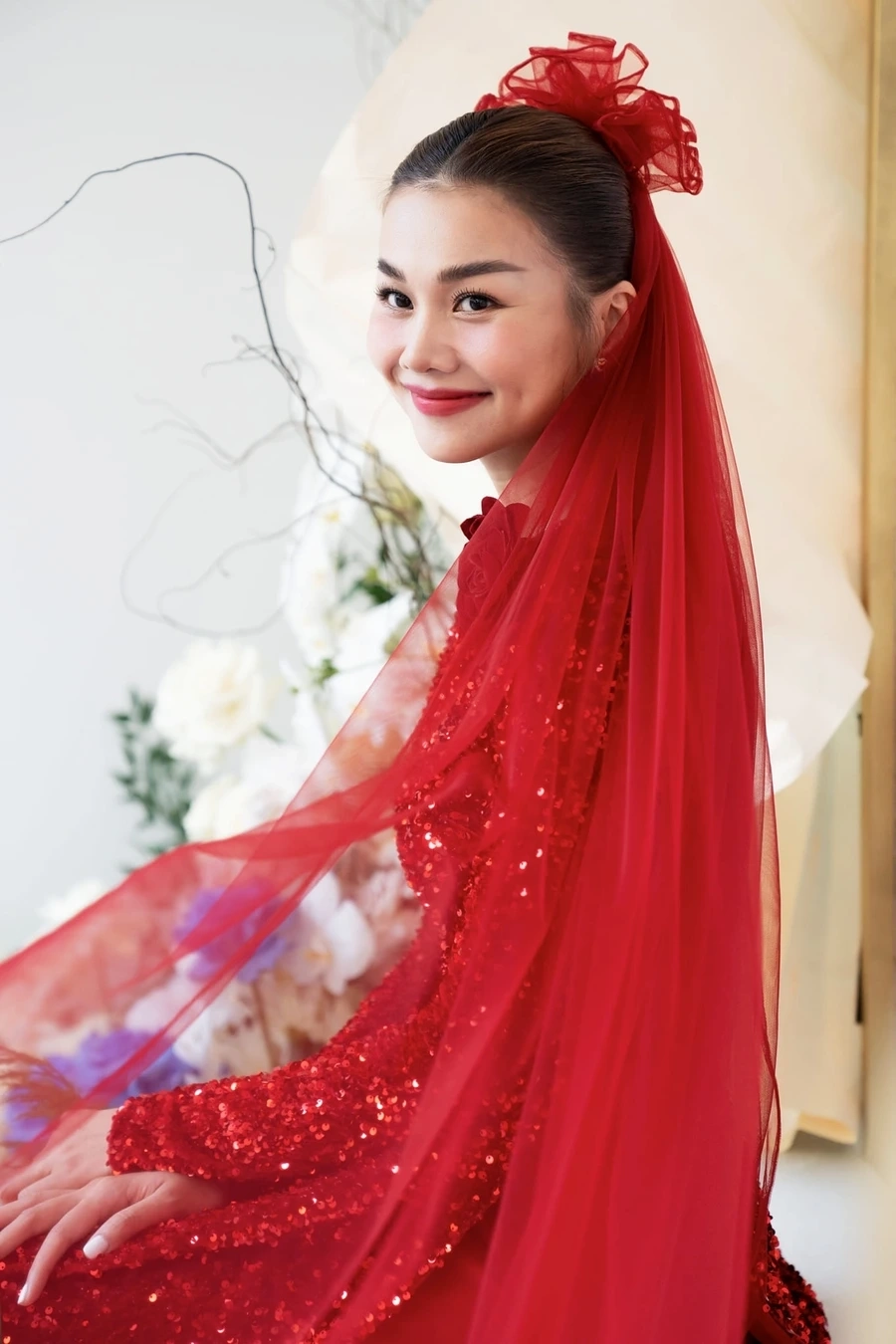 Siêu mẫu Thanh Hằng và đôi chân dài 1m12 trứ danh