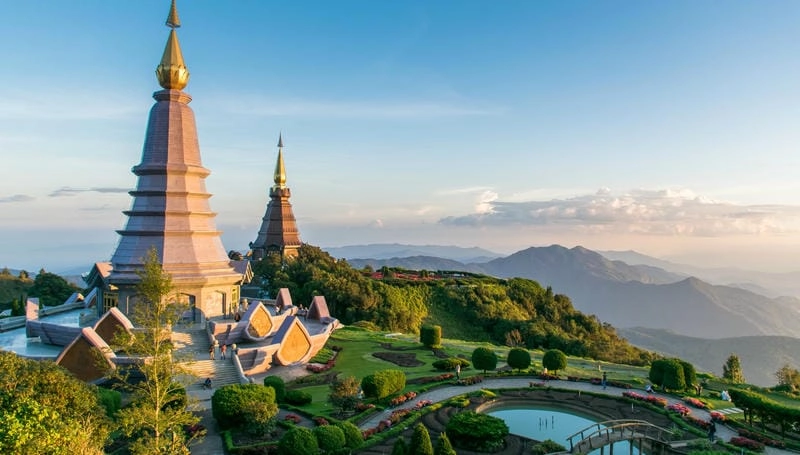 Cùng du ngoạn thiên nhiên hùng vĩ hùng tráng