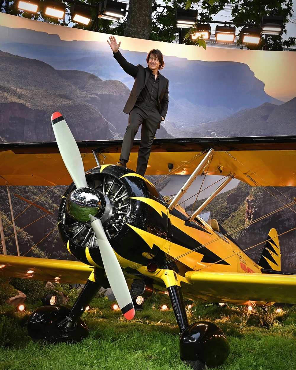 Tom Cruise knight and day và những pha hành động mãn nhãn