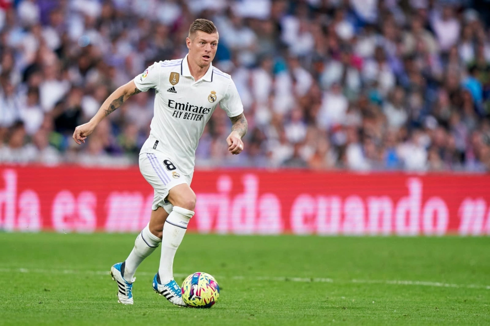 Bruder von Toni Kroos (em trai) và người em Felix Kroos