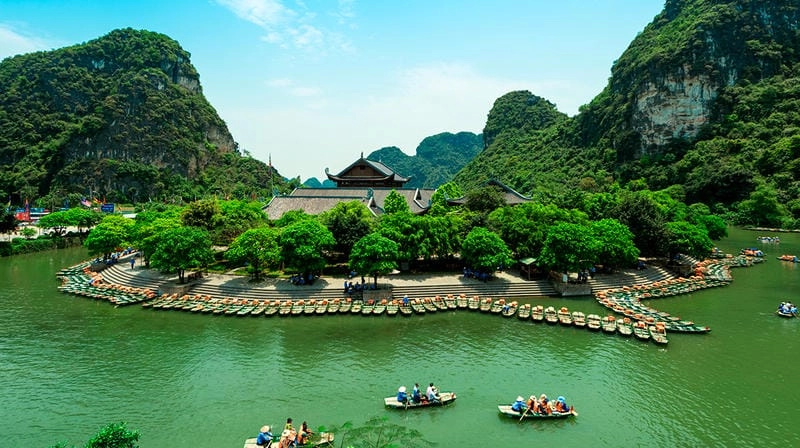 Khám phá lý do Tràng An có sức hút đặc biệt với du khách