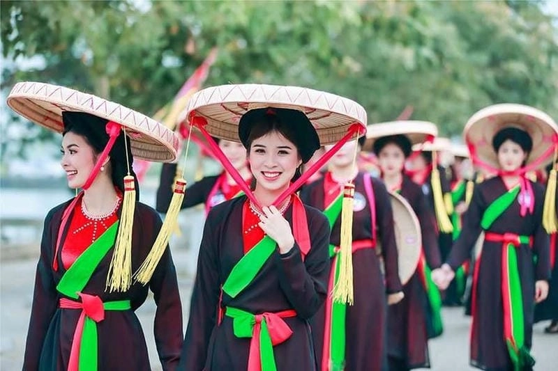 Chiêm ngưỡng vẻ đẹp trang phục lễ hội đẹp