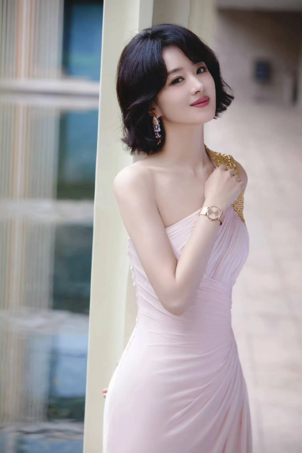 Phim hoa hướng dương Triệu Lệ Dĩnh và những tìm kiếm không chính xác