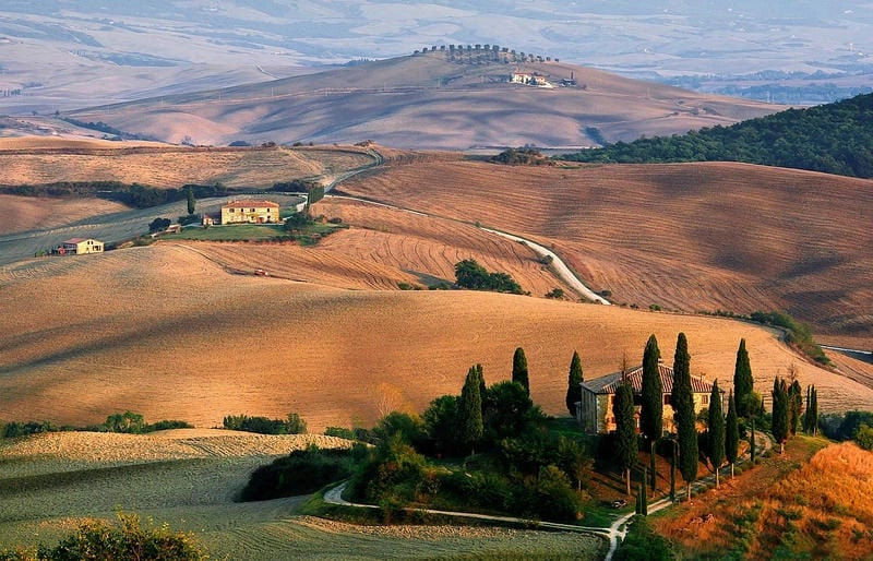 Lạc lối trong Tuscany hùng vĩ