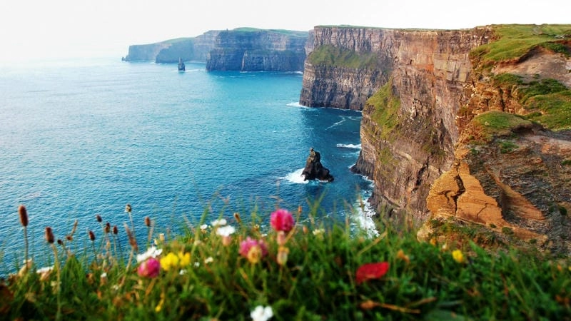 Lạc lối trong vách đá Moher thanh bình