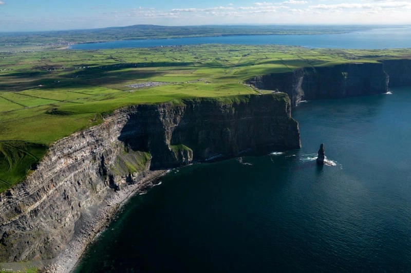 Đắm mình trong vách đá Moher huyền ảo
