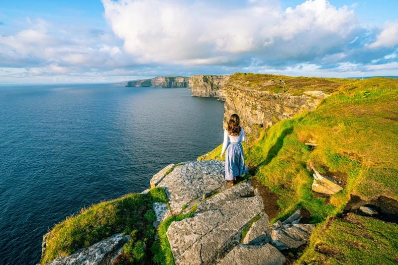 Ngắm nhìn vẻ đẹp vách đá Moher hoang sơ