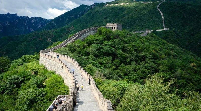 Cười sảng với Vạn Lý Trường Thành độc đáo