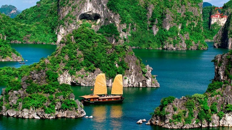 Gợi ý những Vịnh Hạ Long bình minh