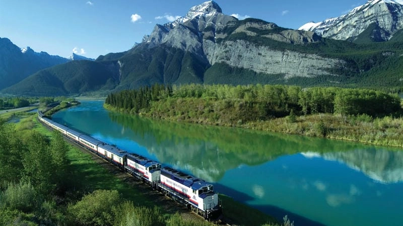 Thức dậy cùng vườn quốc gia Banff núi non
