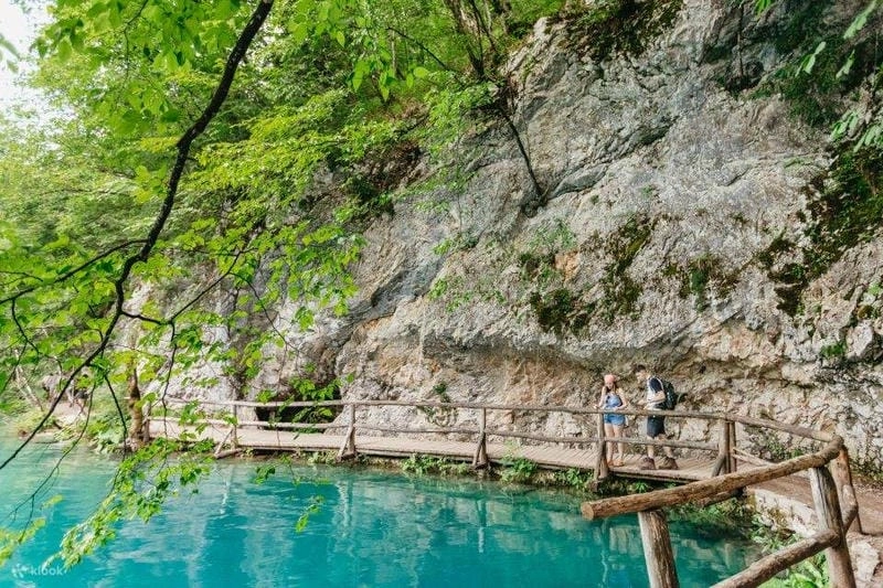Cùng du ngoạn vườn quốc gia Plitvice hùng vĩ