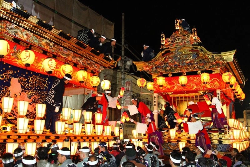 Tải ngay lễ hội Chichibu Yomatsuri đông vui