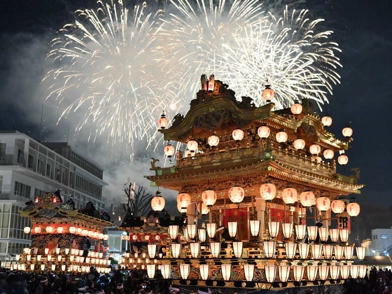 Khám phá các hoạt động tại lễ hội Chichibu Yomatsuri