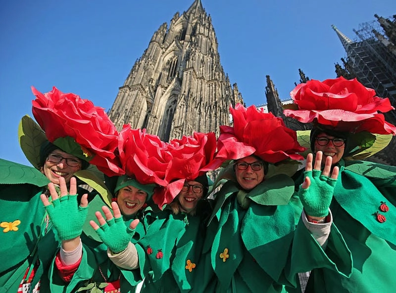 Lạc lối trong lễ hội Cologne Carnival vui nhộn