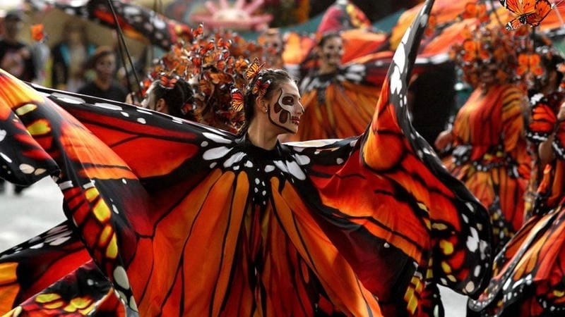 Gợi ý những bức lễ hội Day of the Dead parade sôi động