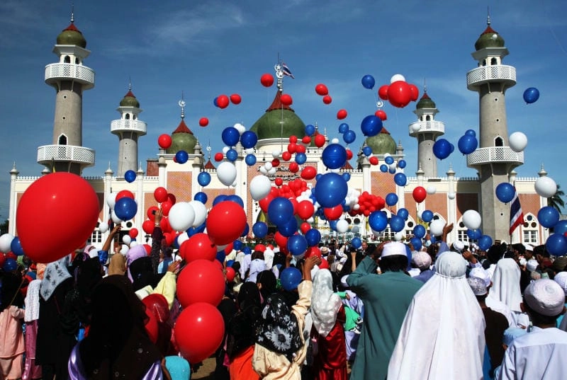 Cùng du ngoạn lễ hội Eid al-Fitr ý nghĩa