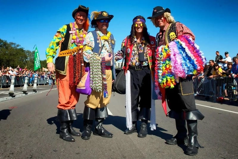 Ngắm nhìn vẻ đẹp lễ hội Gasparilla Pirate đặc sắc