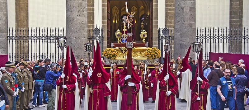 Khám phá các hoạt động chính tại lễ hội Holy Week