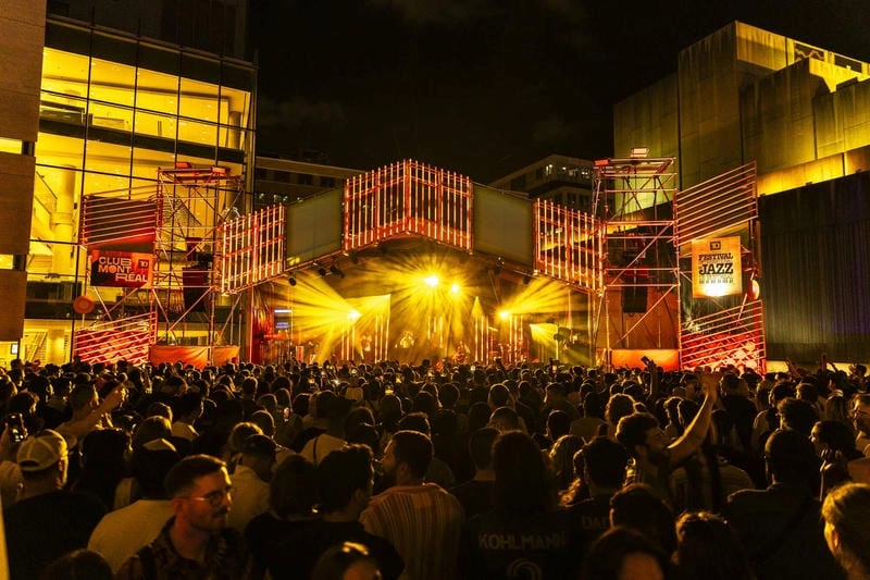 Tìm về lễ hội Montreal Jazz cuốn hút
