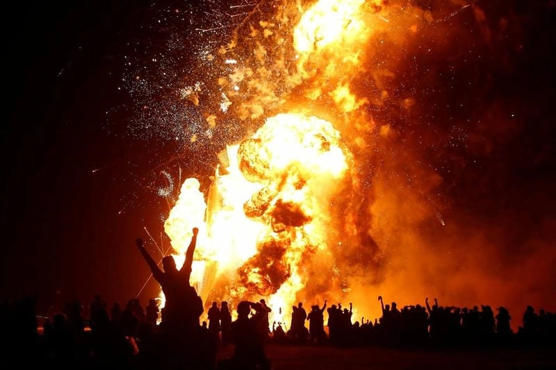 Lạc lối trong lễ hội nghệ thuật Burning Man ấn tượng
